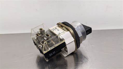 Allen-Bradley 800H-QR24R 30mm Pilot Light 800H PB